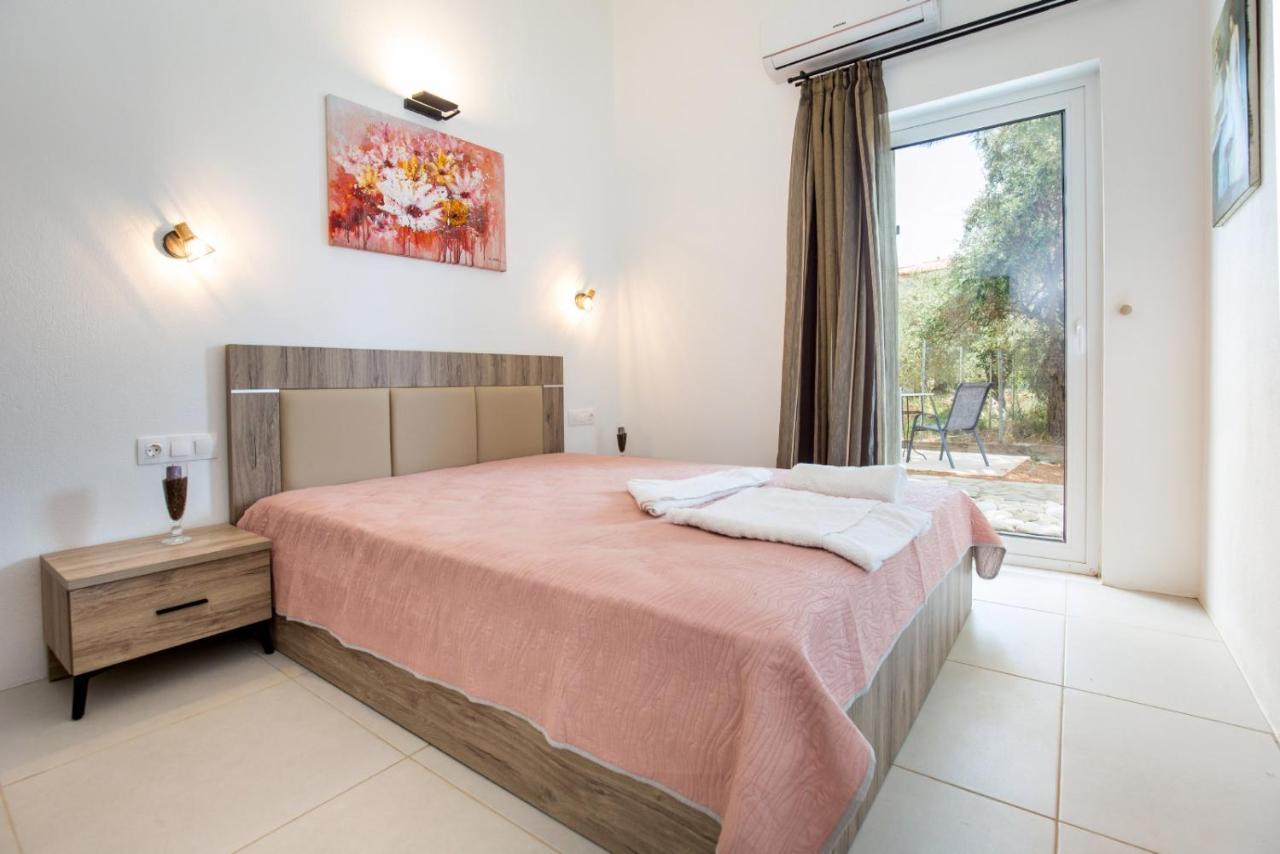 Avgoustidis Apartments Limenaria  Buitenkant foto